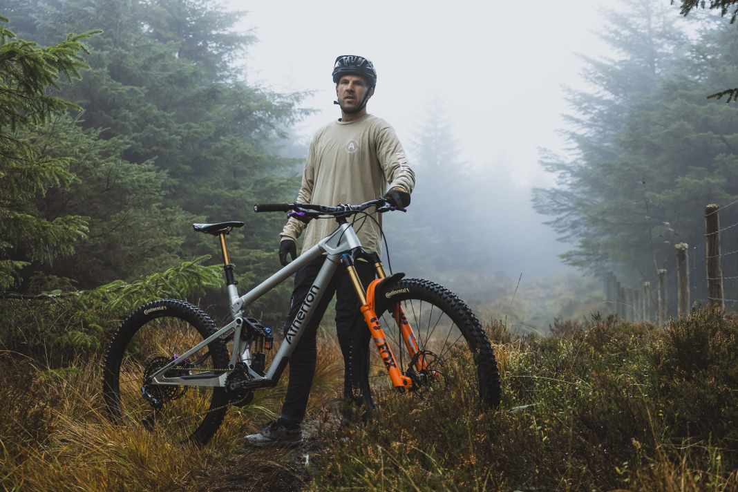 Dan Atherton and the new S.150. He and his siblings, Gee and Rachel, are behind the brand from the UK. The S.150 is the second aluminium bike in the sibling trio's line-up.