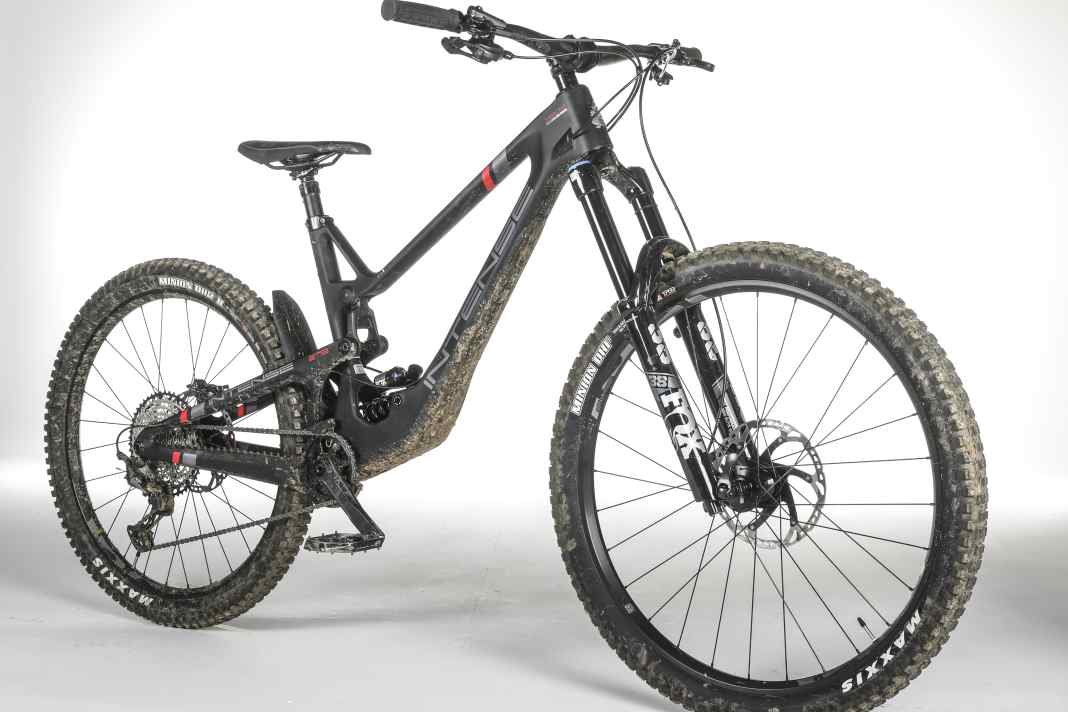 The key data of the Intense Tracer 279 Pro: 6499 euros / 29/27.5" / 170/170 mm
