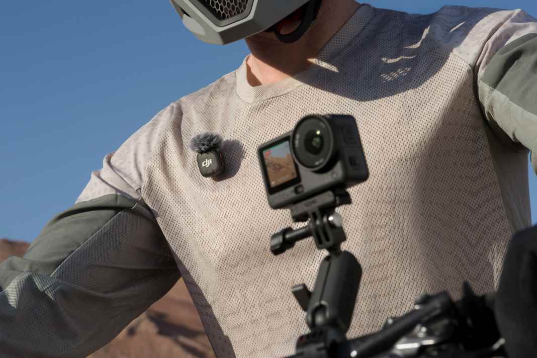DJI presents the Osmo Action 6, the first action cam with variable aperture.
