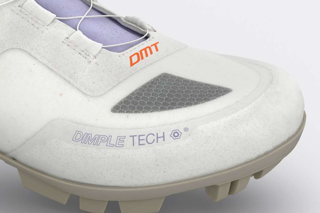 DMT IAAN gravel shoes