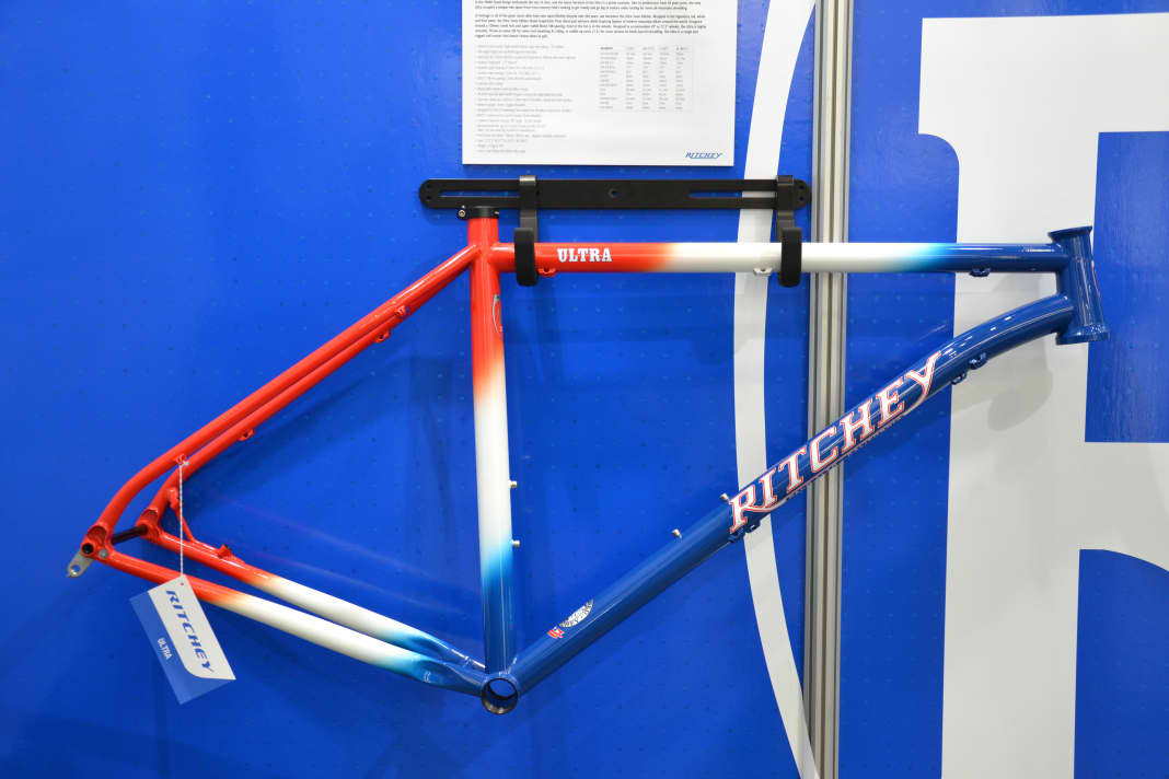50 Jahre Ritchey – das feiert man am besten mit einem Jubiläumsrahmen Modell Ultra und Retro-Lackierung.