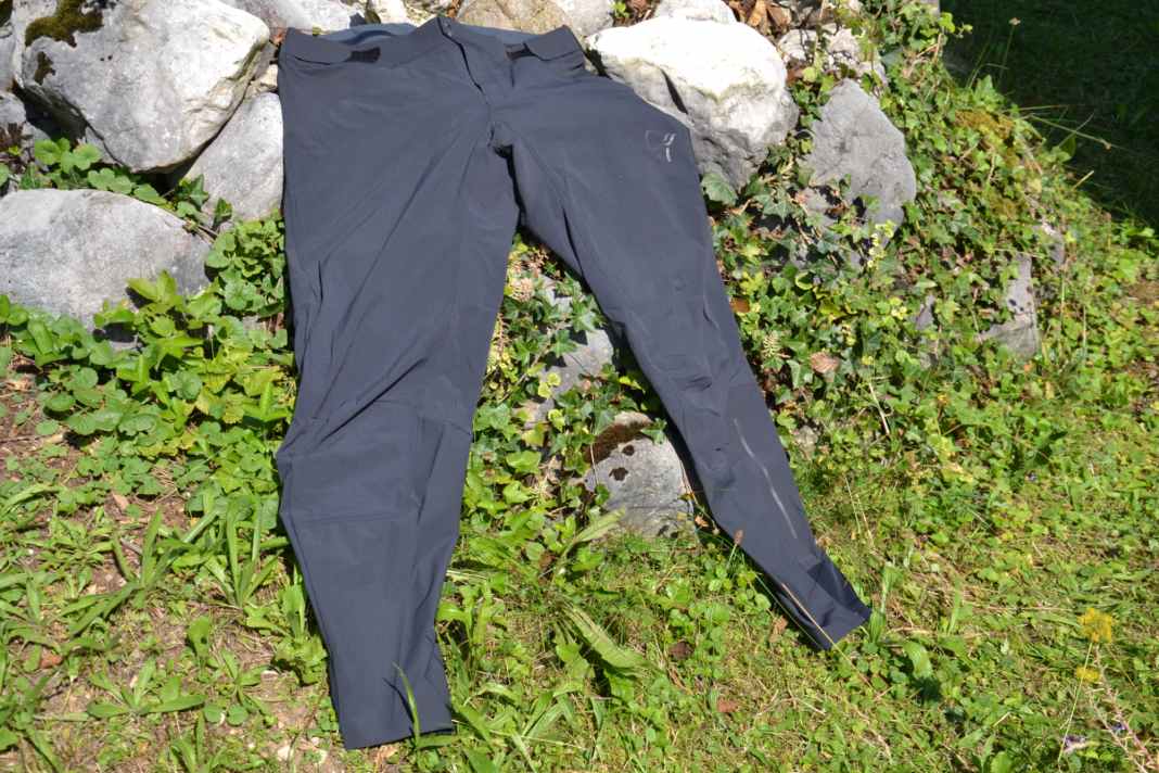 Die Norrona skibotn Flex1 Pants sind echte Wohlfühl-Hosen für das MTB.