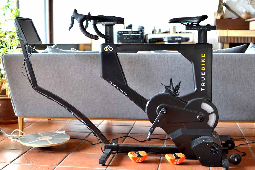 The Truebike is the all-inclusive indoor trainer, so to speak. It is a smart trainer, with bike and monitor in one.