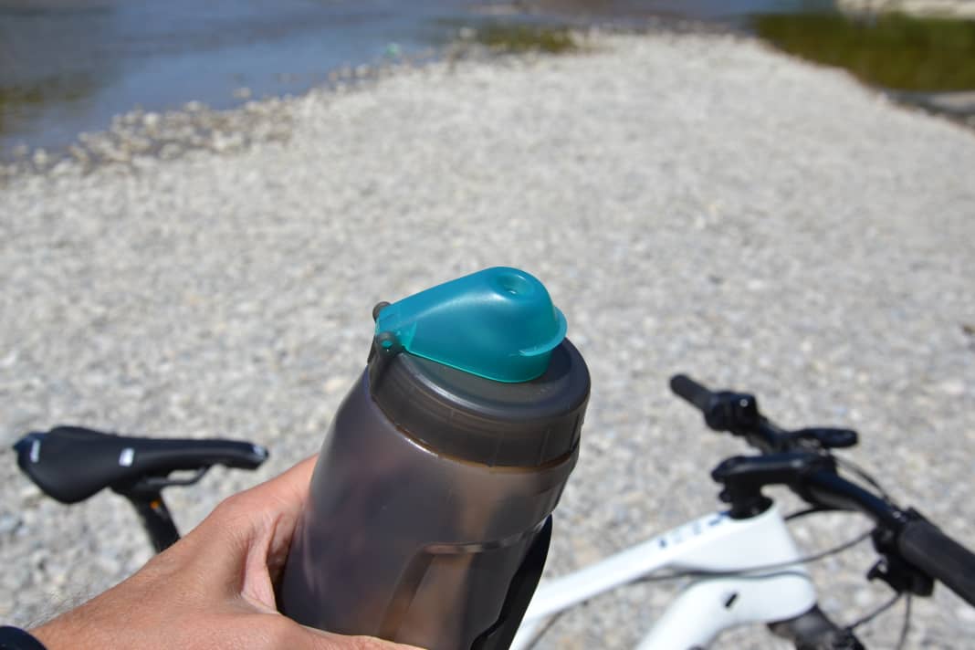 Trinkflaschen im Test: 3 Fahrradflaschen für lange MTB-Touren