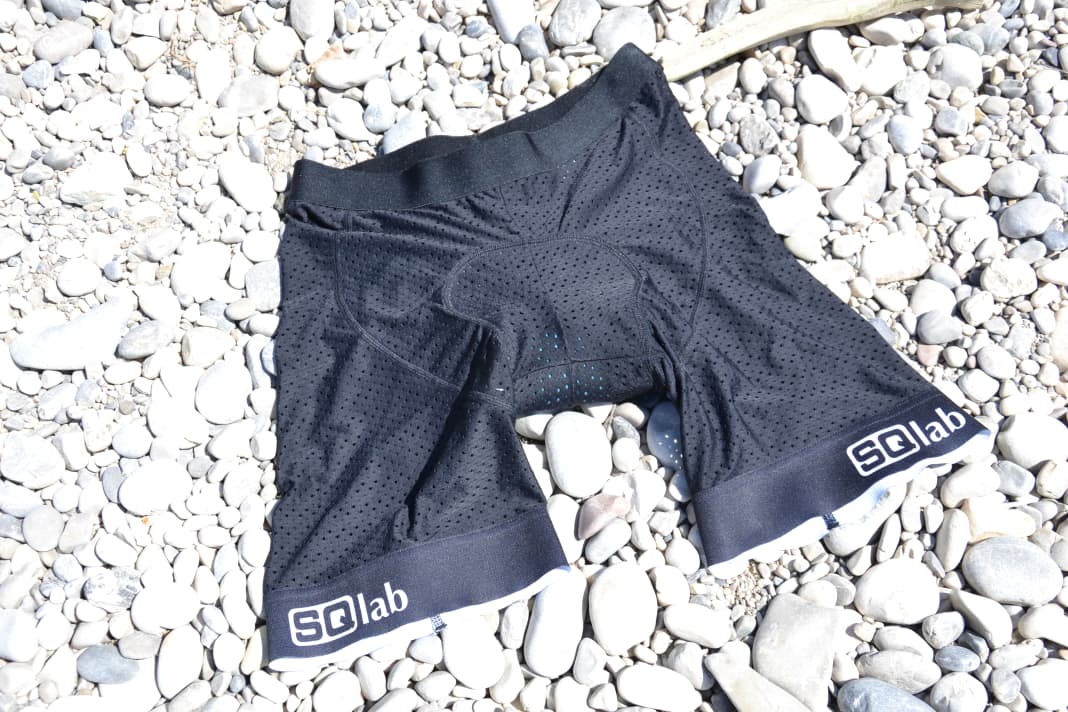 The SQ shorts ONE10 not only look airy...