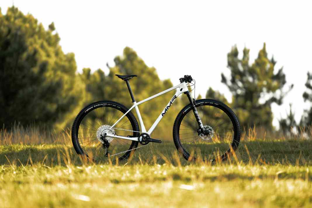 MMR Rakish 00 // 100 millimetre suspension travel // 29-inch // carbon // 2549 euros