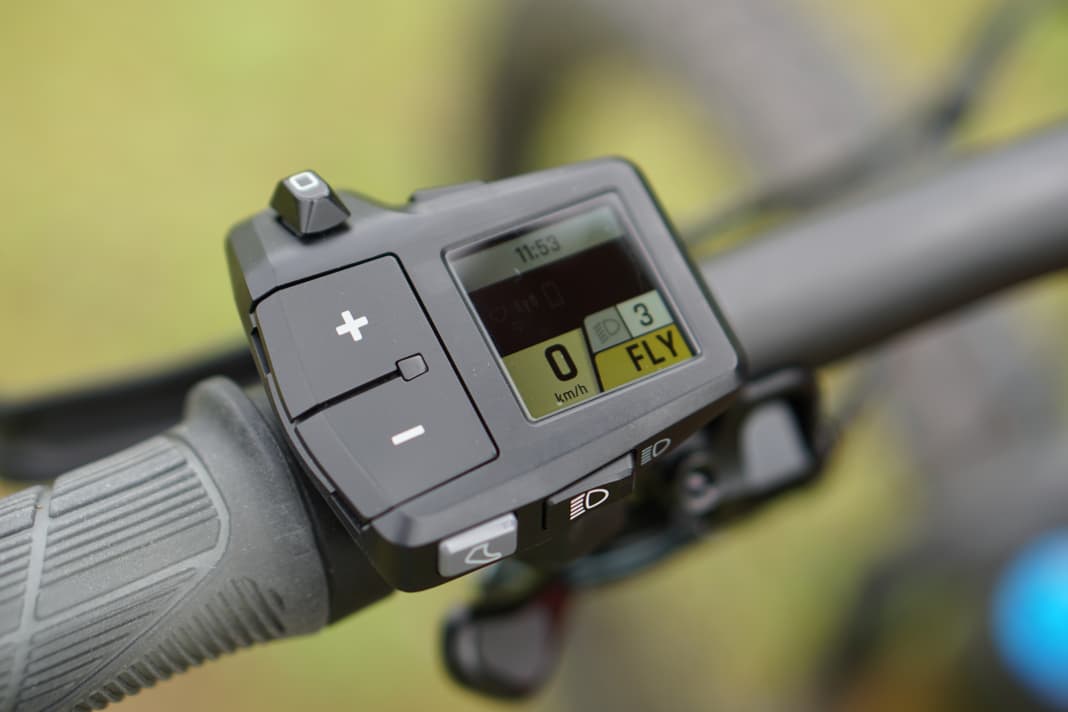 Die Bedienelemente stammen vom Schweizer Systemanbieter FIT. Die Remote-LCD ist eine schlanke Kombi aus Remote und Display.