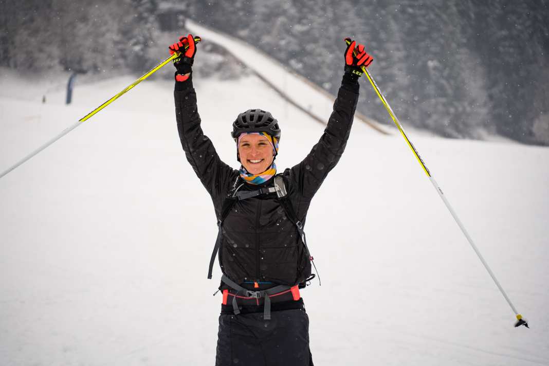 Yay, winter at last! So that bikers can understand Ines Thoma's joy, we give an insight into the off-season training of the pros.