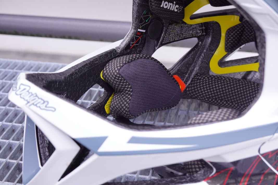 Change the jaw pad, adjust the fit - done.