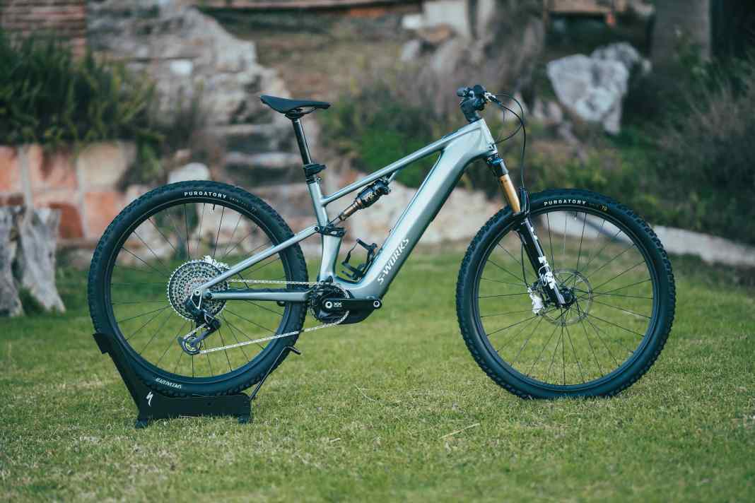 Specialized Levo R S-Works – 13.999 € – 140/130 mm Federweg – 21,3 kg – 840 Wh – Vollcarbonrahmen