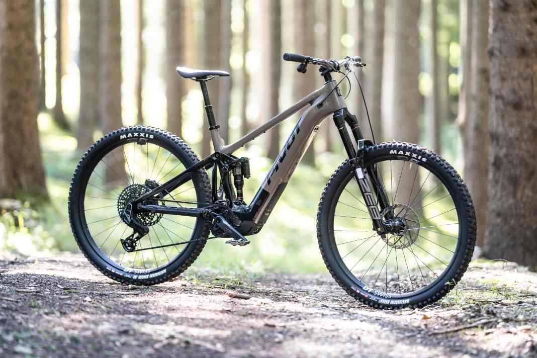 Optisch dezent, aber mit klarer Linie: Das neue Shuttle AM von Pivot.