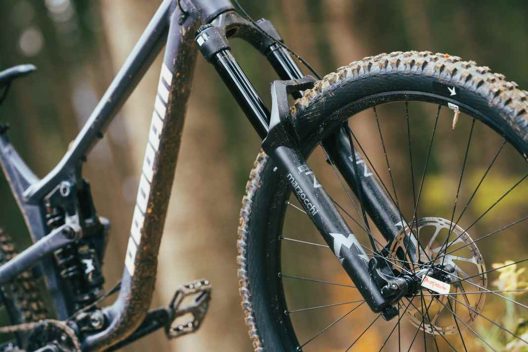 Markenqualität: Für alle, die nicht  mit dem Marzocchi-Line-up vertraut sind: Im Inneren der Bomber Z steckt die neue Grip-X-Dämpfungskartusche von Fox.