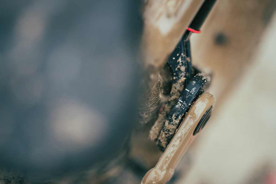 Dank Flipchip mutiert das One-Sixty auf Wunsch zum reinen 29er – mehr Laufruhe, mehr Stabilität, mehr „Planiereisen“-Feeling auf ruppigen Trails.