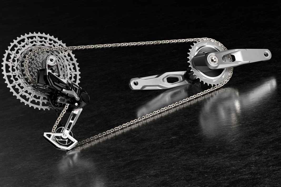 From Grip Shift to Transmission: SRAM celebrates almost four decades of innovation with its 3799 euro anniversary groupset.