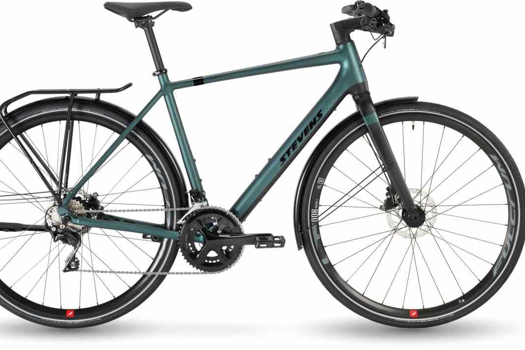 Fast touring bikes with motor - E-bikes up to 20 kilos: The Stevens E-Strada 6.3.4 FEQ on test