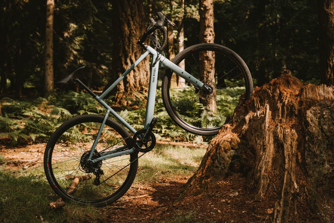 The new E-gravel bike from Van Rysel - the E-GRVL AF - wants to climb everywhere...
