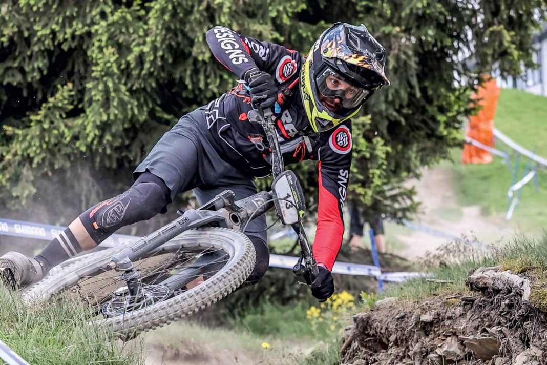 Vollgas: Die E-Enduro-Piloten sind seit dieser Saison erstmals Teil des Weltcups. In Leogang waren 34 Fahrer und sechs Fahrerinnen am Start. Unter ihnen Alex Marin vom Gasgas Sram Racing Team.
