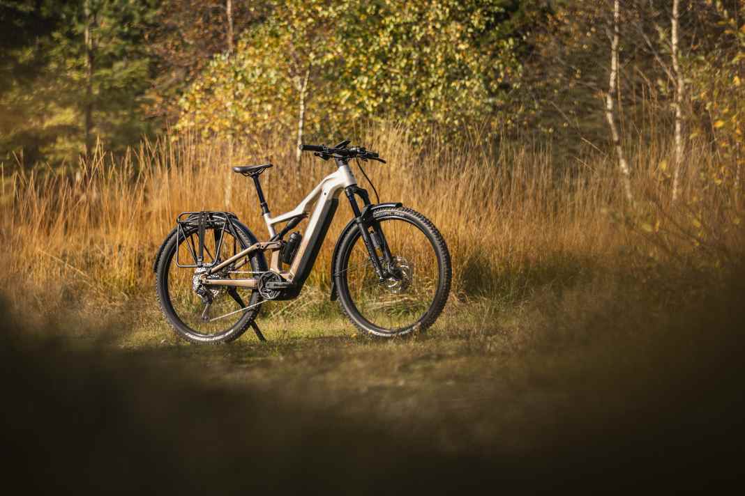 The Focus Thron² is the new all-rounder for easy trails, touring and everyday use.