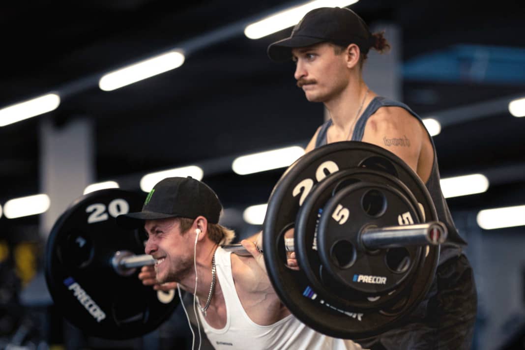 It also has to hurt: exertion to the point of muscle failure is particularly effective and releases a lot of testosterone during squats.