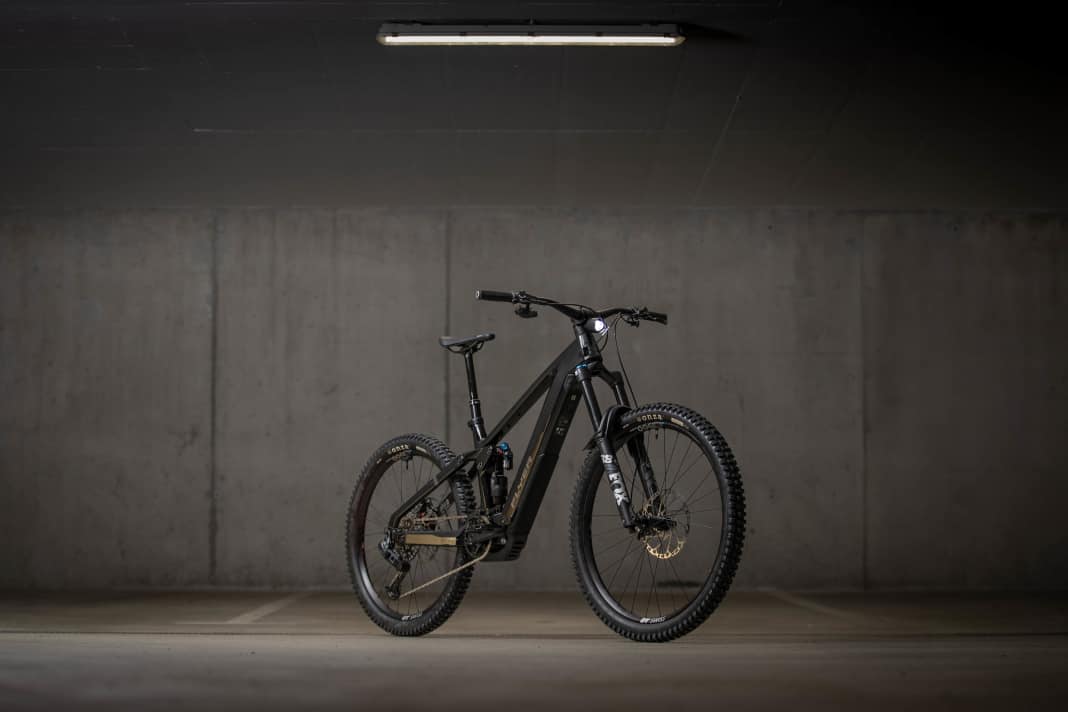 The Flyer Uproc Evo:X should score points on tough terrain with 180 millimetres of travel at the front.