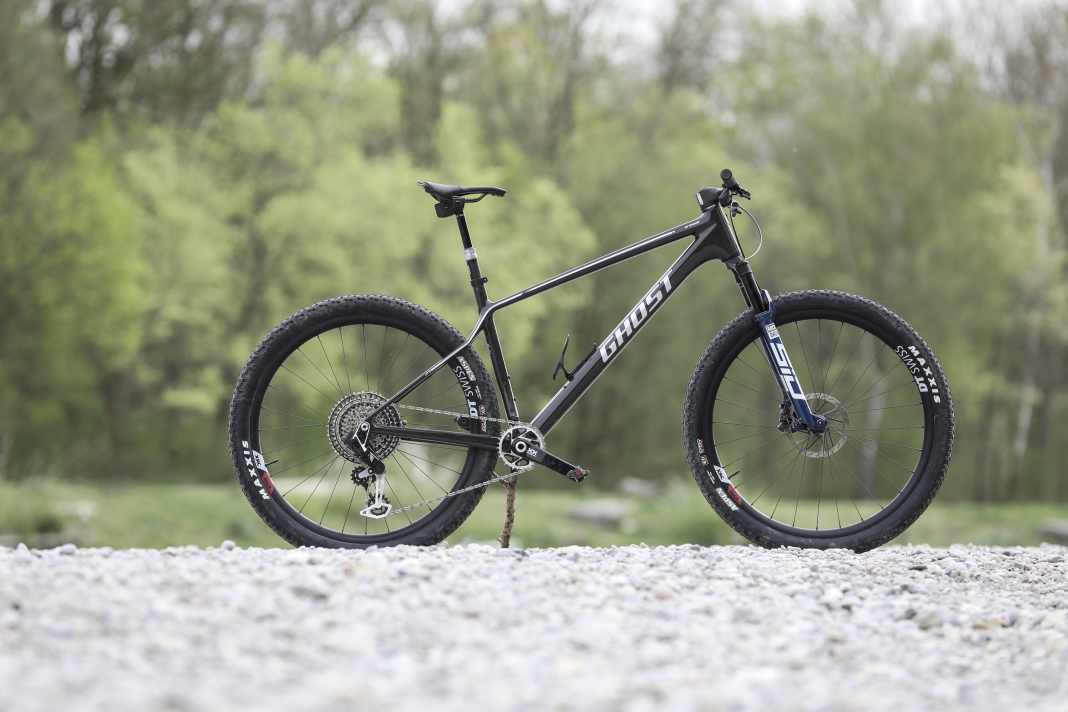Looks fast even when stationary: The new Ghost Lector HT. The BIKE test clarifies: How good is the race hardtail with Olympic ambitions really?