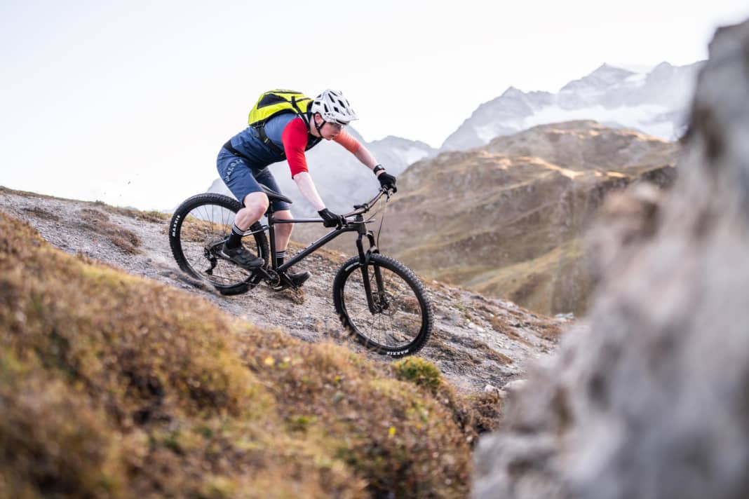 The Giant Fathom has everything an affordable hardtail should have.