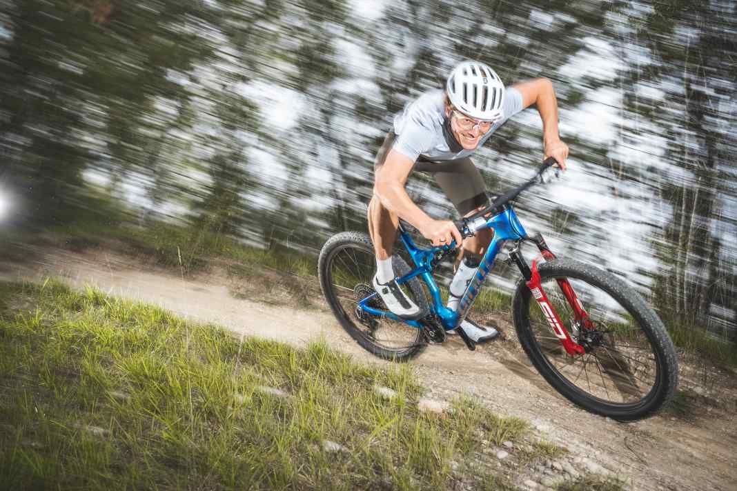 Im Test mauserte sich das Giant Anthem Advanced SL SE zu einem Lieblingsbike der Tester.