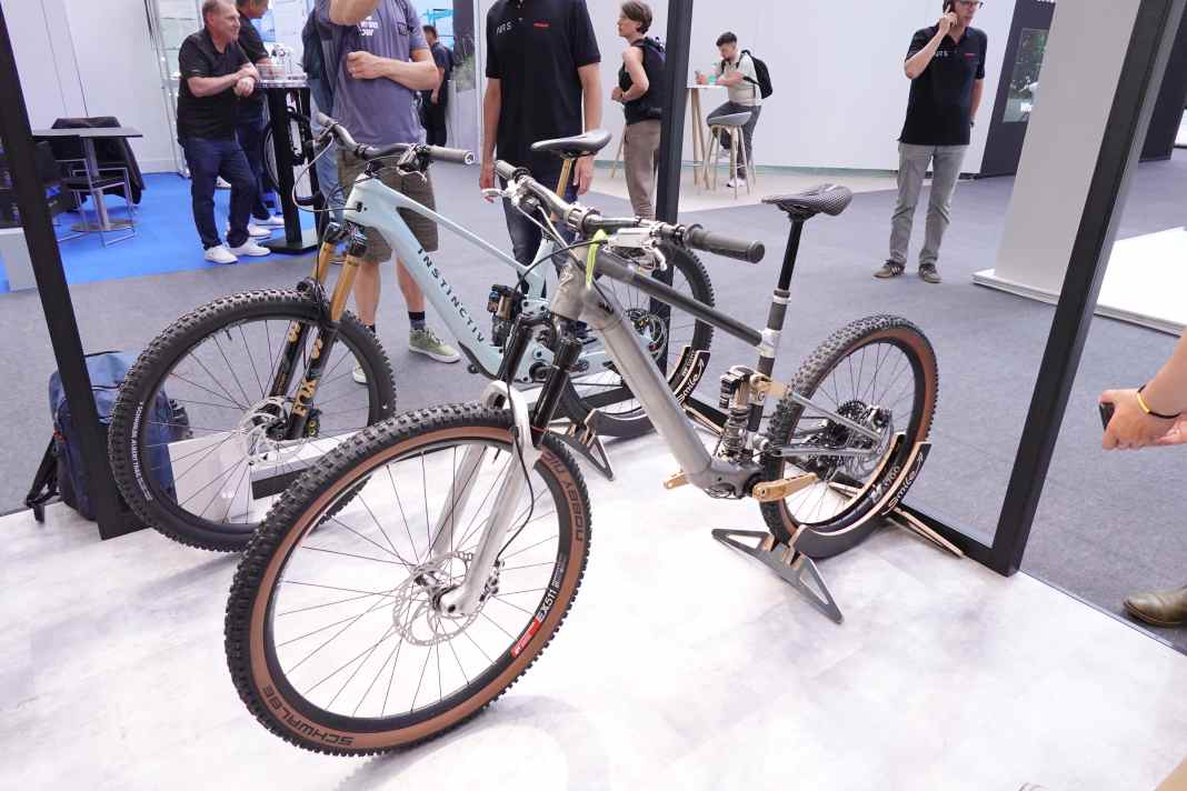 The Goobz Éclair is hand-welded in France.