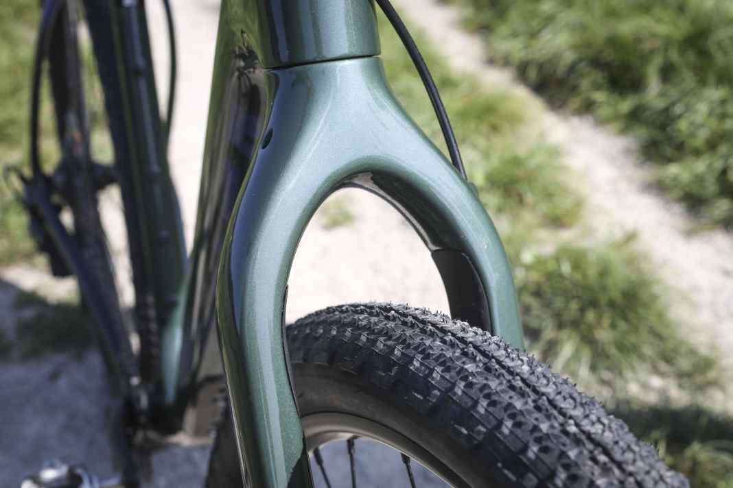The fork of the Salsa Cutthtroat fits up to 3.0 inch fat tyres - a unique selling point!