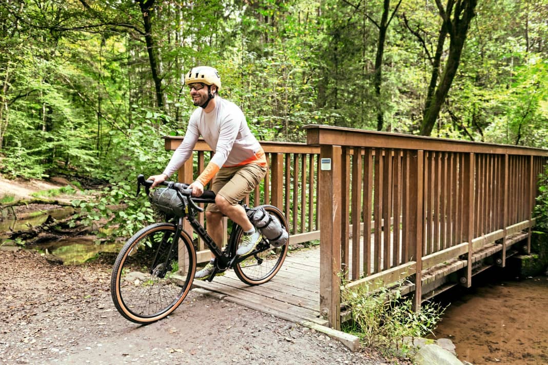 Thema Gepäck: Prinzipiell eignet sich jedes Gravelbike-Modell fürs Bikepacking.