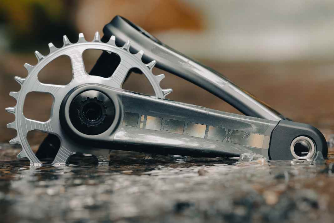 Soll mit Kettenblatt unter 400 Gramm wiegen. Die E-Thirteen Race Kurbel fürs klassische Mountainbike.