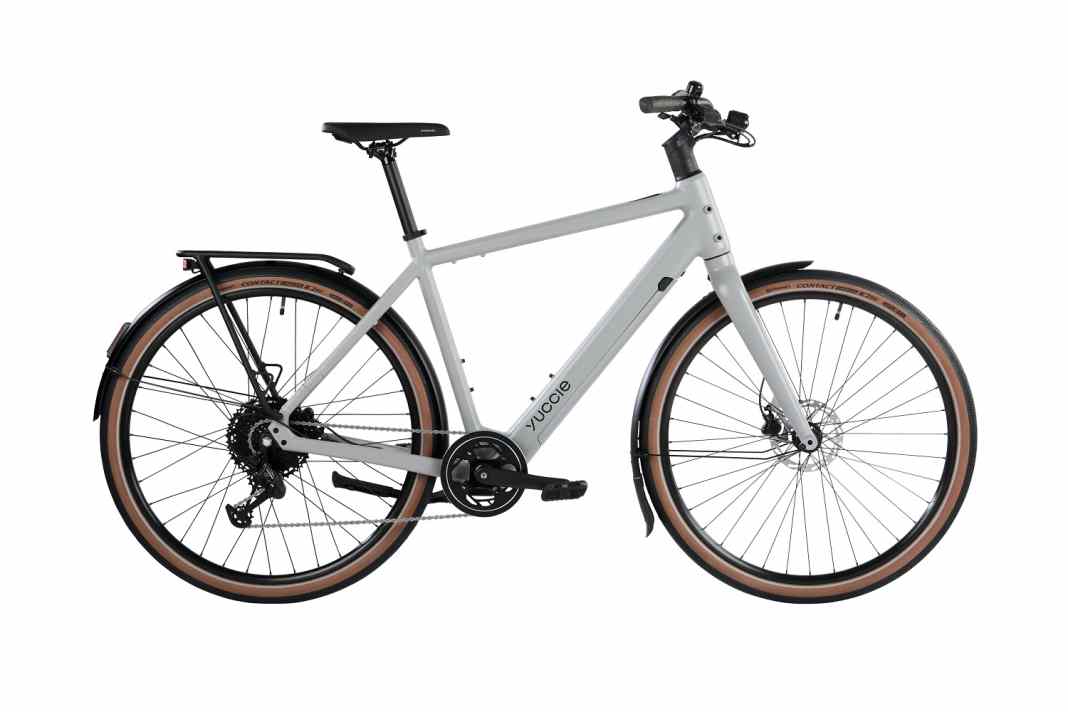 The Junico Flow Active comes with derailleur gears and a diamond frame and should weigh 21 kilos. Price: 2399 euros.