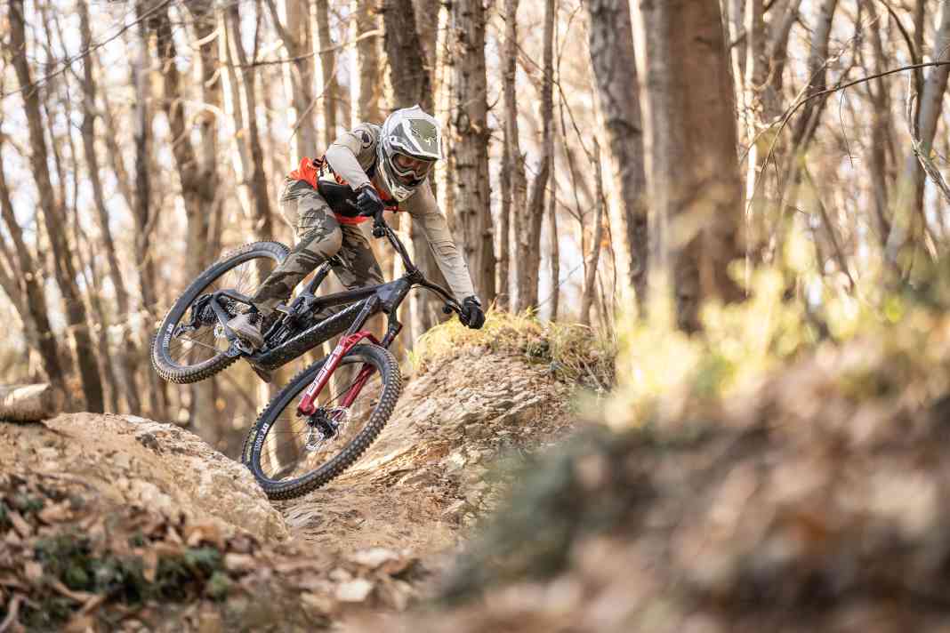 Our BIKE test of the new Propain Spindrift 5 CF