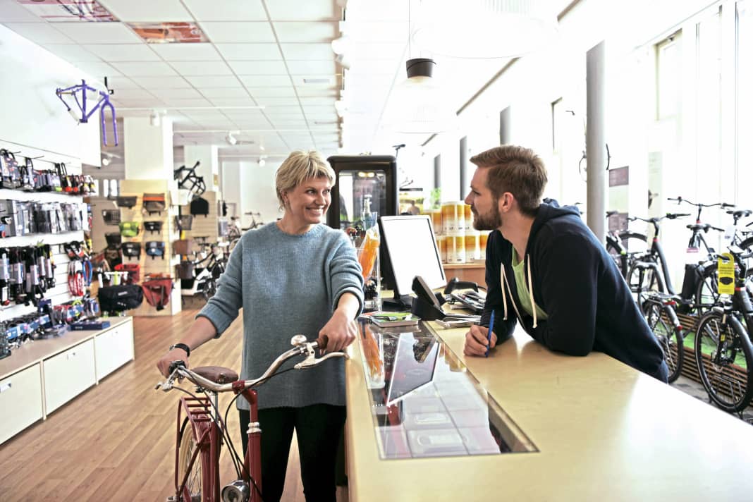 Advice from the dealer is a good argument in favour of visiting a branch when buying a bike.