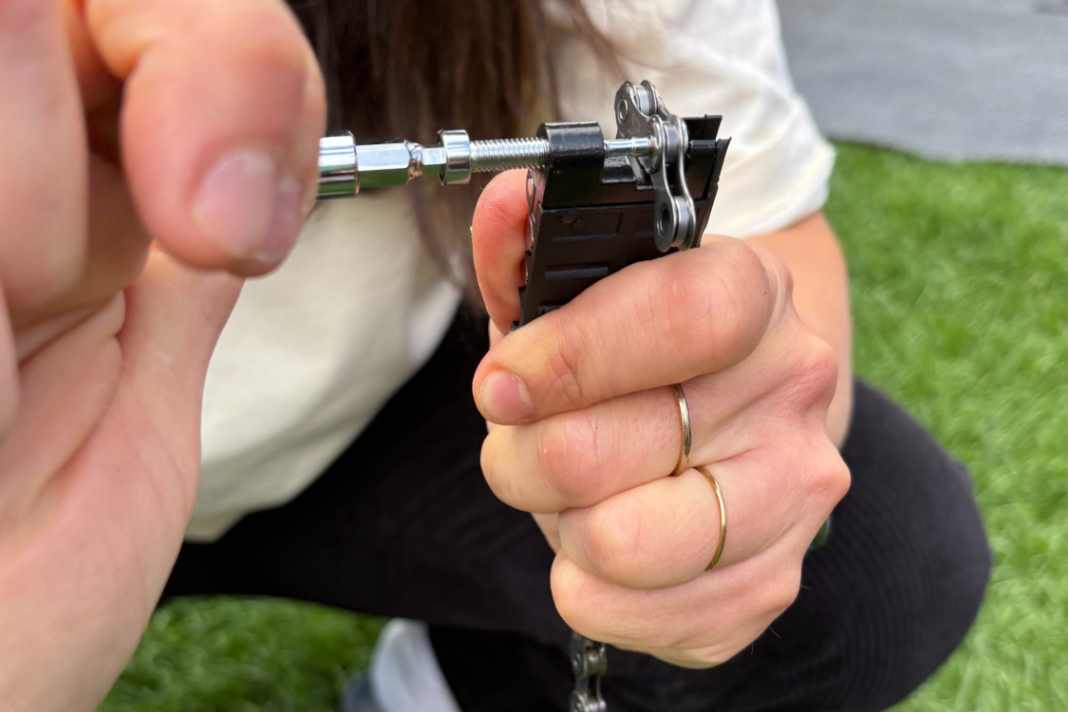 If the chain breaks, your ride could be over in a flash. It’s best to be prepared and have the right tools to hand.