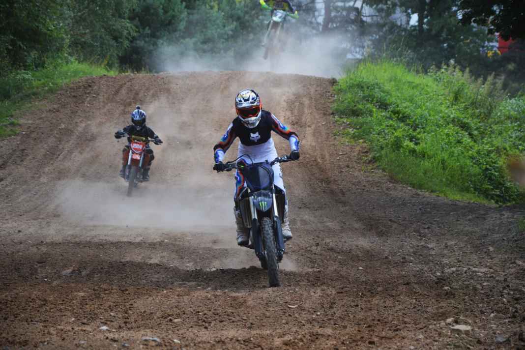 Nina Hoffmann wouldn't describe herself as a motorsport fan. In winter, however, training on a motorbike helps her prepare for the season.