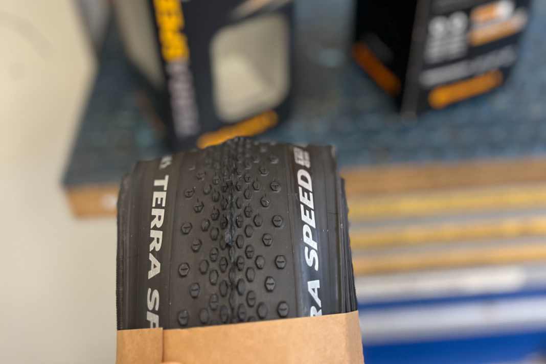 Scrub kilometres! Better with the Conti Terra Speed ProTection (45s) ...