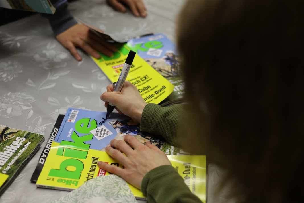 BIKE and Ghost are joining forces to promote young talent. Of course, you can also get autographs from the World Cup pros.
