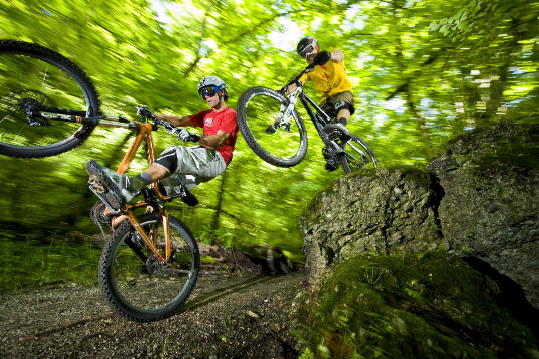 2008 comparison test: so manoeuvrable, so agile!