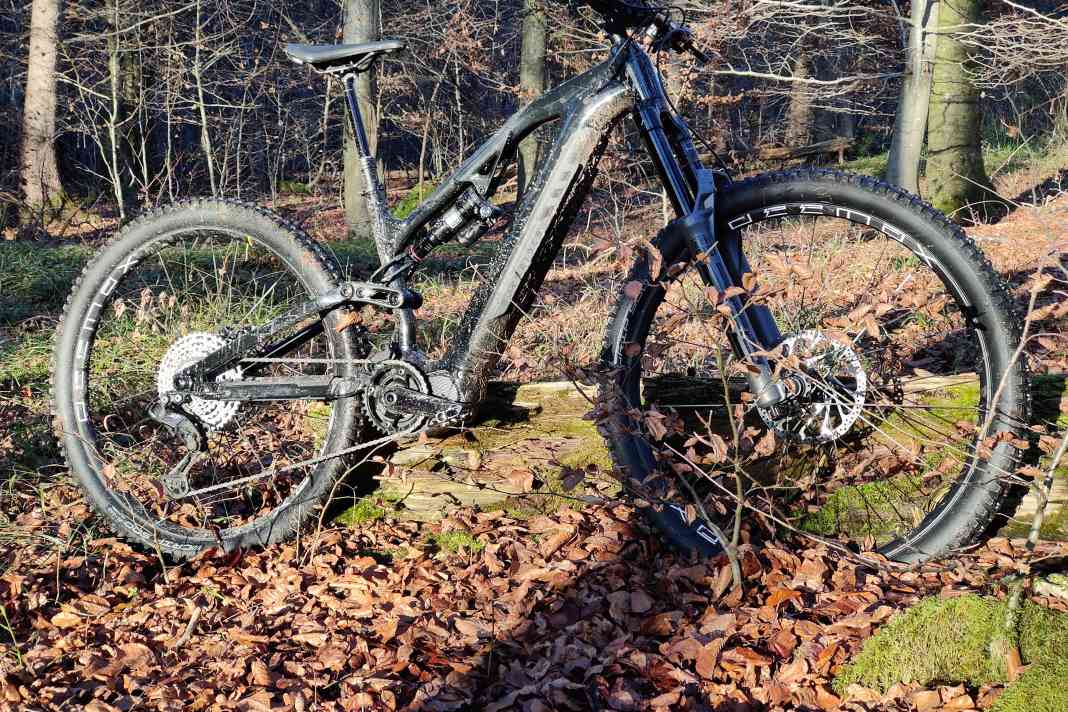 Das ist der herbstliche Startschuss für unseren Langzeittest des Rockrider E-Feel 900 S TE - das E-MTB Top-Modell von Decathlon.