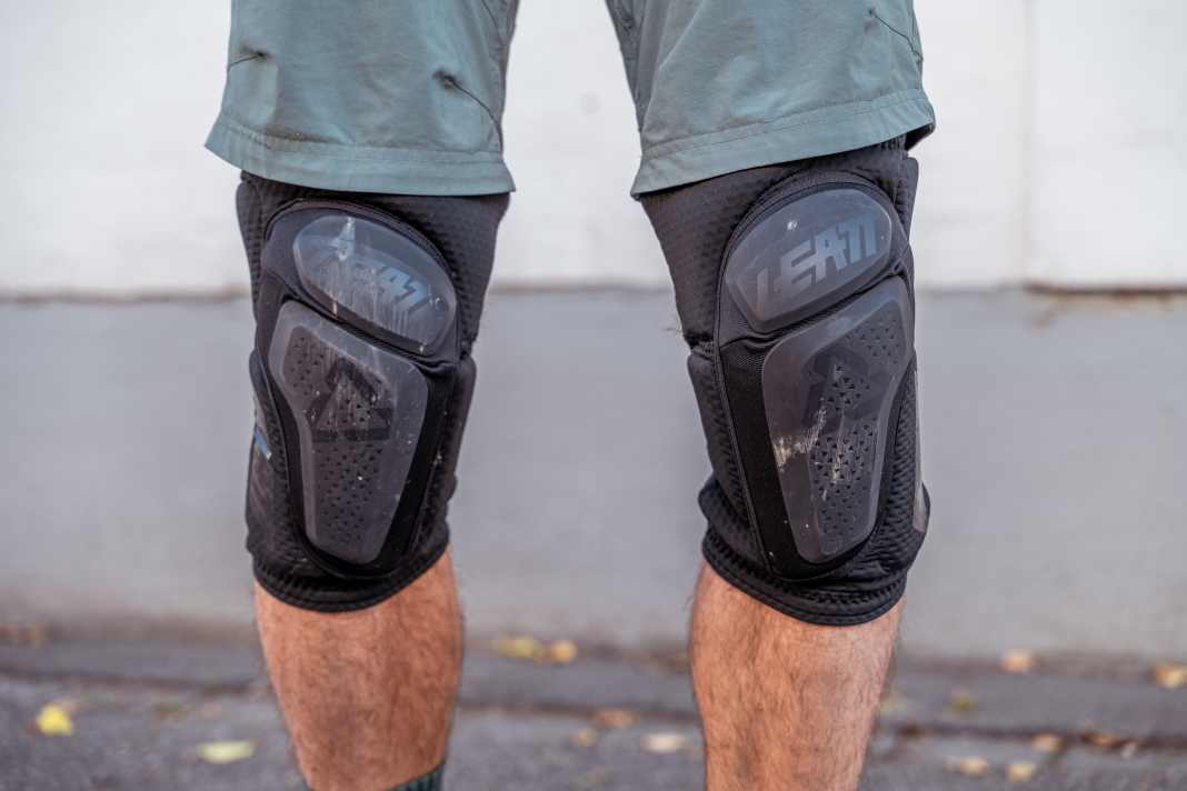 The most comfortable protector on the market? At least that's what Leatt claims about its Knee Guard 3DF 6.0