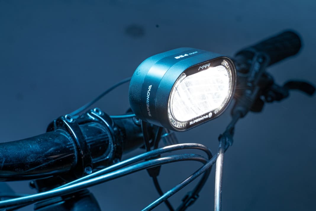 Die Supernova ist vermutlich das aktuell stärkste StvZO-zugelassene Fahrradlicht