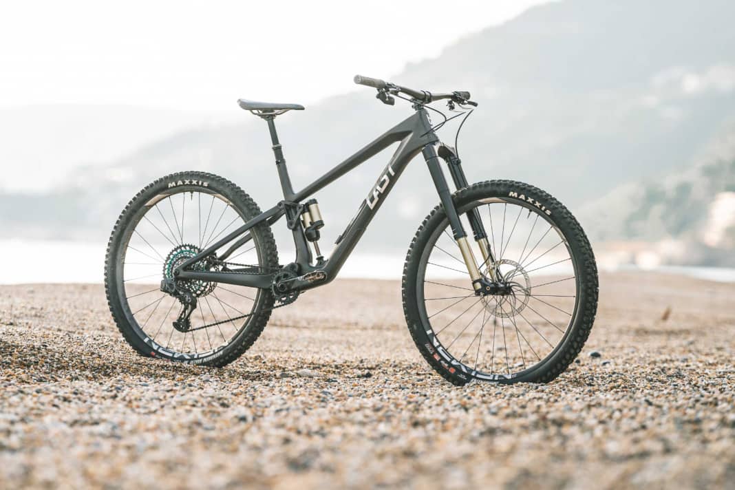 At 12.7 kilos, the Last Tarvo is a lightweight.