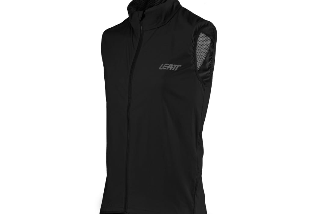 2.0 Endurance waistcoat in black.