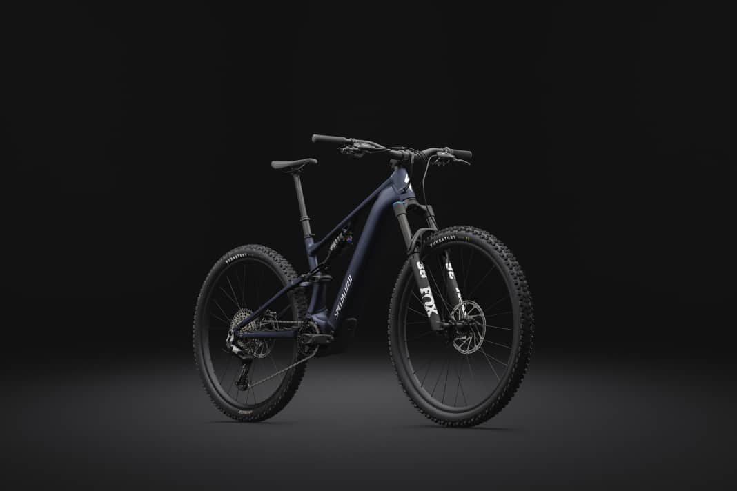 Specialized Levo R Comp Alloy // 6499 euros // 140/130 millimetres of travel // 29-inch wheels // 24.2 kilos // 840 watt hours
