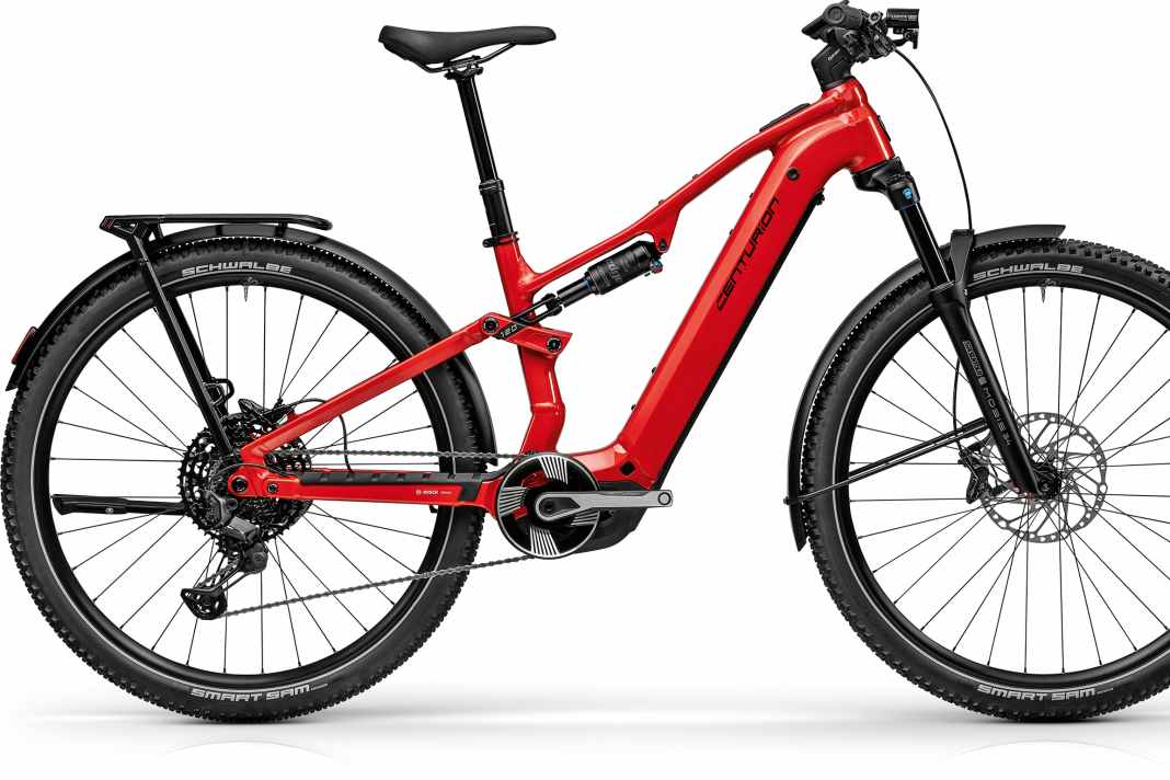 Das Lhasa R2000 kommt in zwei Farbvarianten: schwarz und infarot.