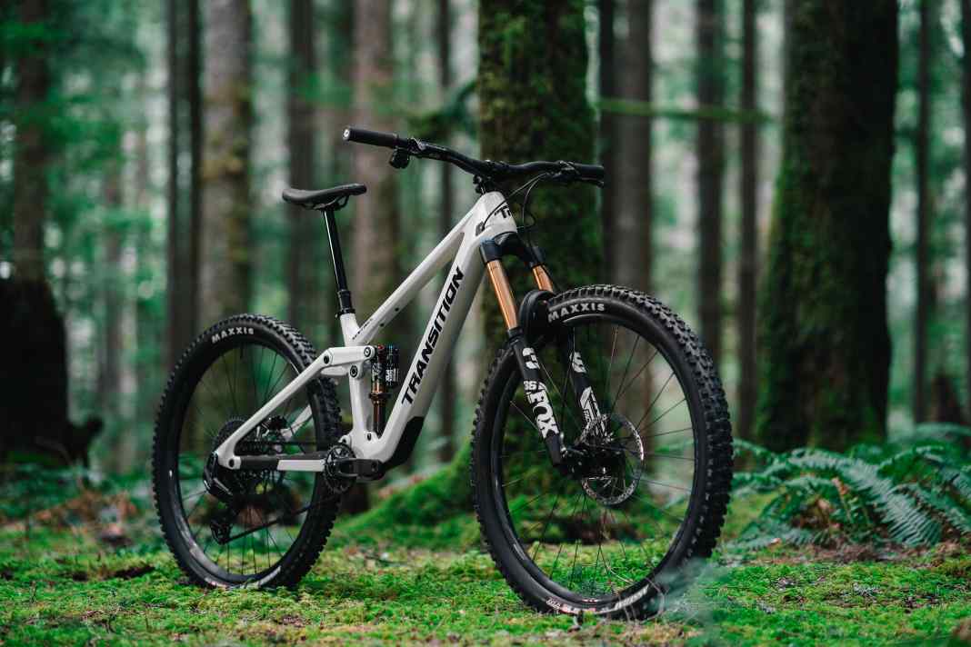 160 Millimeter vorne und 150 am Heck stellt das neue Sentinel bereit.