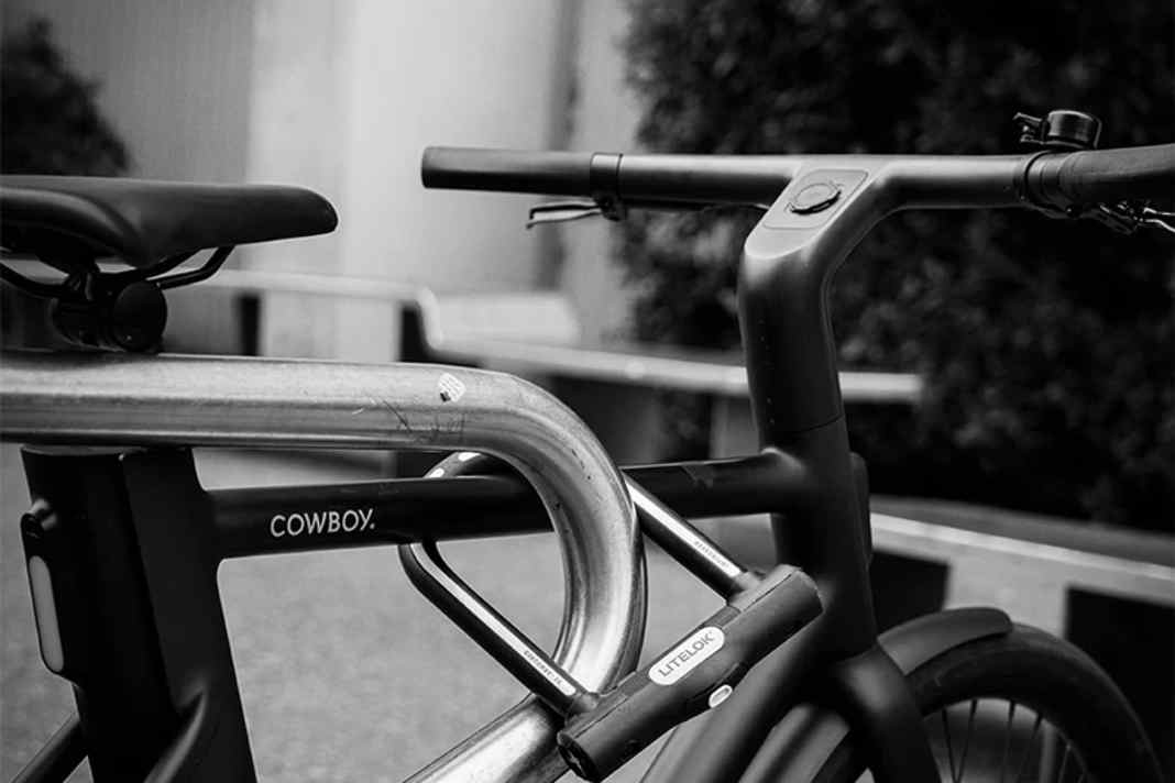 The British manufacturer Litelok presents the X-series U-locks made from patented barronium material.