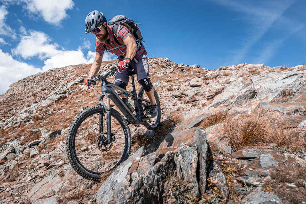M1 Sporttechnik is launching six e-bike models with new Bosch motorisation. The new Bosch CX-R, the CX with performance software update and the SX are available.
