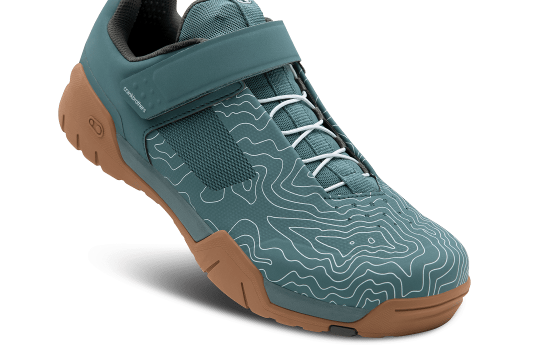 The Crankbrothers Mallet E Speed Lace (click shoe) in topo design. Price: 169,99 Euro